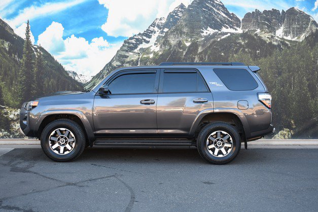 Certified 2023 Toyota 4Runner TRD Off-Road AWD/4WD image 7