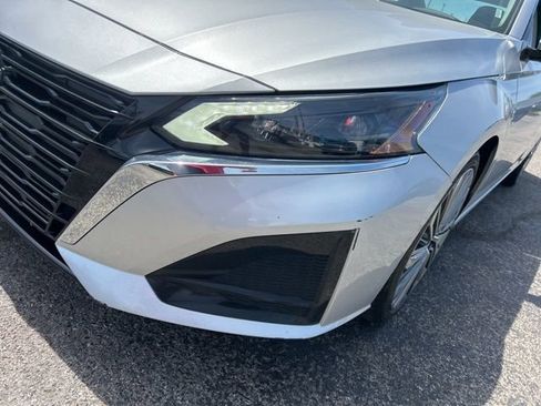 Used 2023 Nissan Altima 2.5 SL image 9