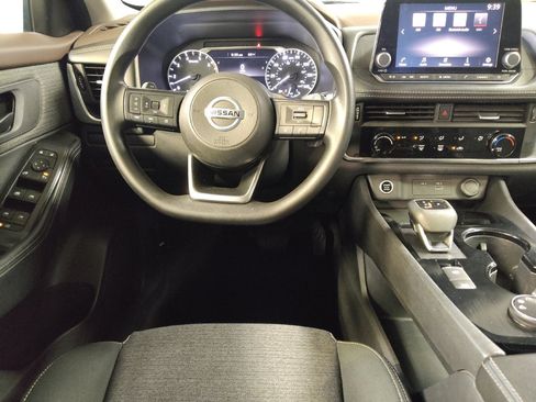 Used 2021 Nissan Rogue S image 22