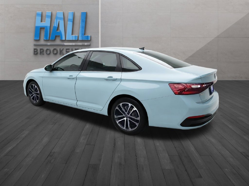 Certified 2025 Volkswagen Jetta Sport FWD image 5