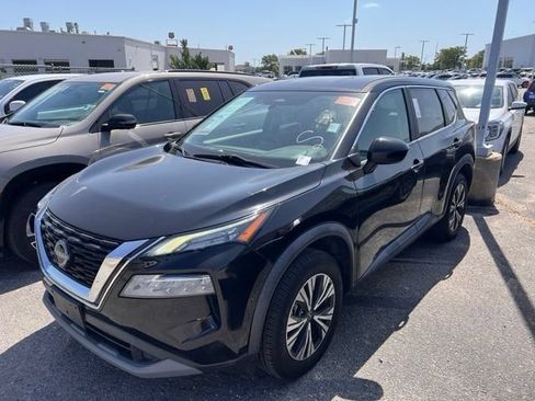 Used 2023 Nissan Rogue SV AWD/4WD image 3