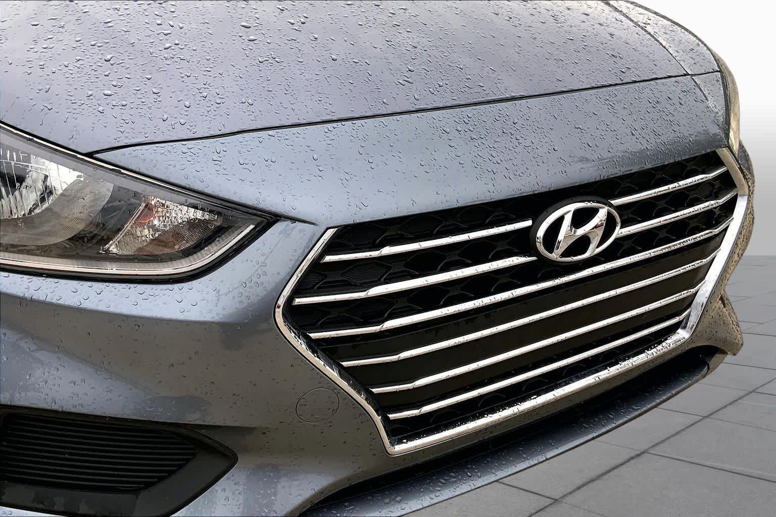 Used 2020 Hyundai Accent SE FWD image 31