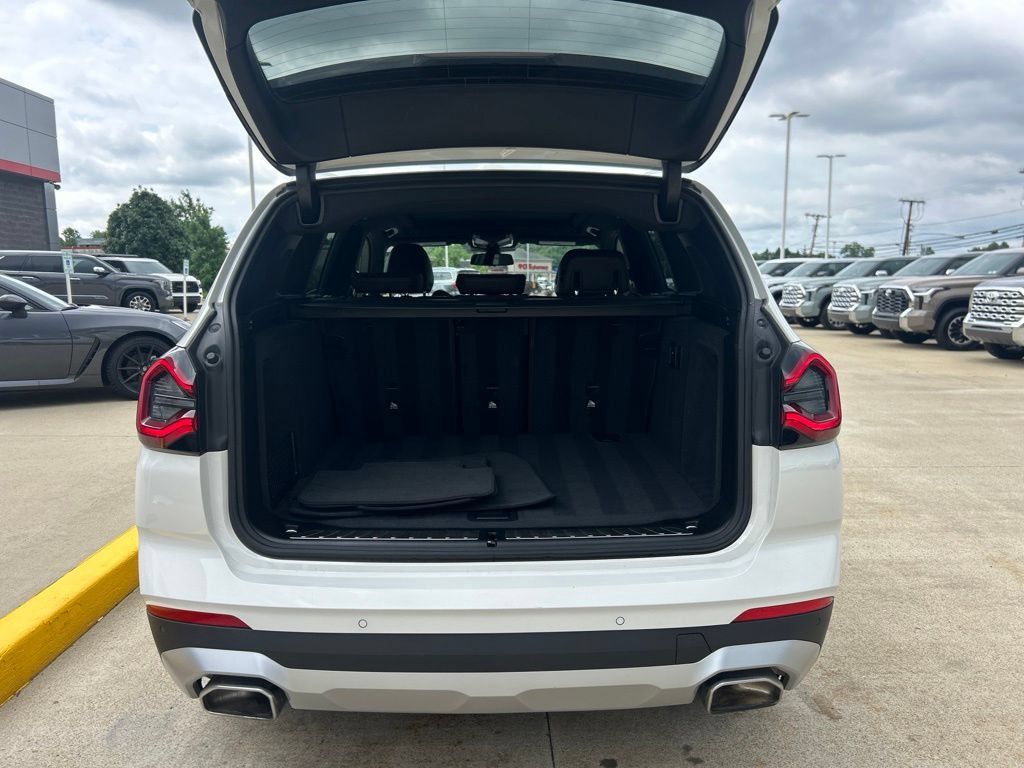 Used 2023 BMW X3 xDrive30i AWD/4WD image 10