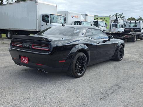 Used 2022 Dodge Challenger R/T Scat Pack RWD image 7