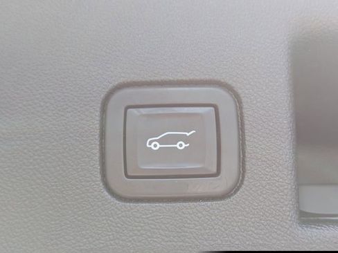 Used 2022 Chevrolet Equinox LT image 13