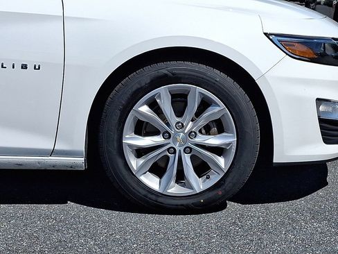 Used 2023 Chevrolet Malibu LT image 9