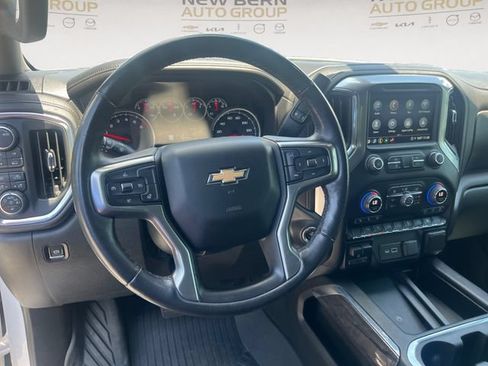 Used 2021 Chevrolet Silverado 1500 LTZ w/ LTZ Convenience Package II AWD/4WD image 12