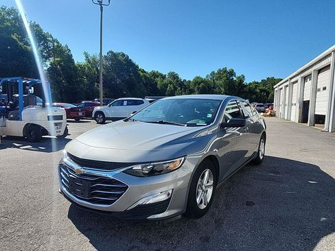 Used 2023 Chevrolet Malibu LS FWD image 1
