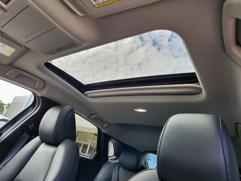 Certified 2025 MAZDA CX-30 AWD 2.5 S w/ Premium Package image 16