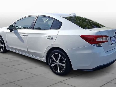Used 2019 Subaru Impreza 2.0i Premium image 6