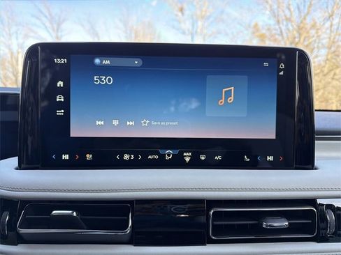 New 2026 Lincoln Aviator Reserve image 16