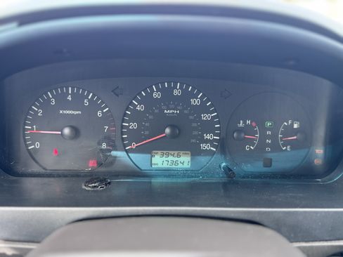 Used 2005 Hyundai XG350 FWD image 21