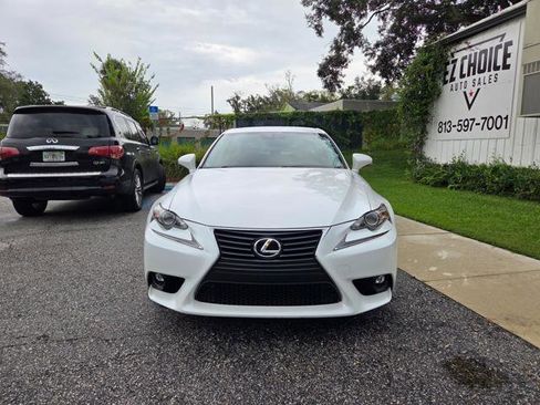 Used 2016 Lexus IS 200t image 12