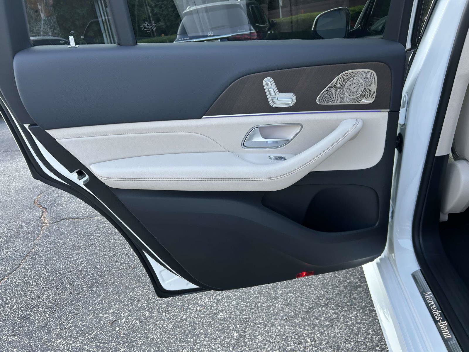 New 2027 Mercedes-Benz GLS 450 4MATIC image 36