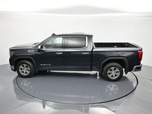 Certified 2024 GMC Sierra 1500 SLT image 35