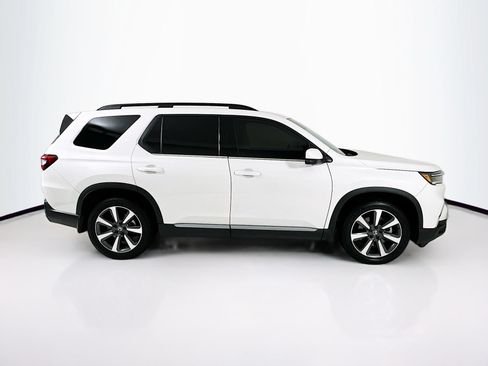 Used 2024 Honda Pilot Elite image 9