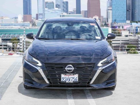 Used 2025 Nissan Altima 2.5 S FWD image 2