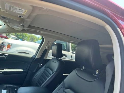 Used 2022 Ford Edge SEL w/ Convenience Package AWD/4WD image 10