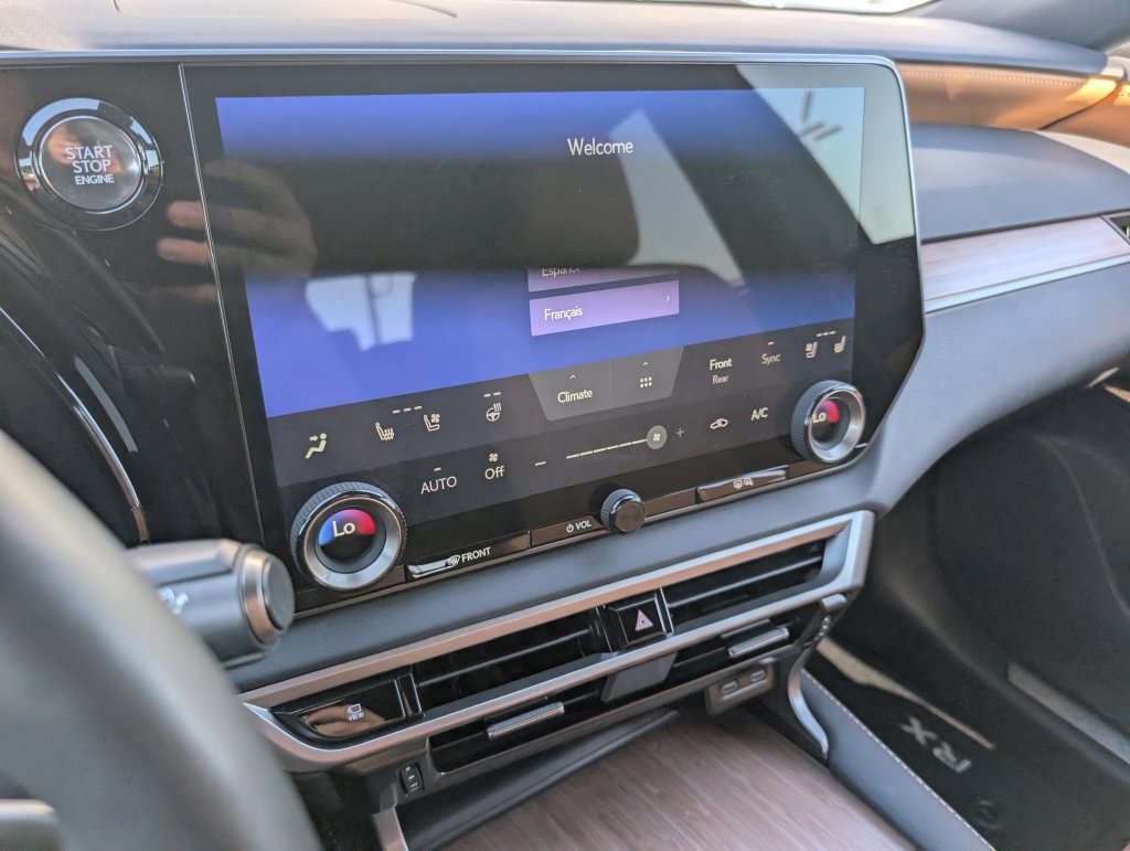 Used 2025 Lexus RX 350 Premium w/ Accessory Package (Z1) FWD image 9