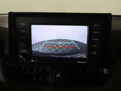 Used 2022 Toyota RAV4 LE AWD/4WD image 36
