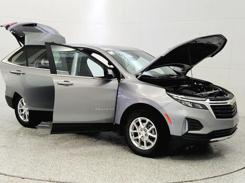 Used 2024 Chevrolet Equinox LT w/ LPO, Floor Liner Package image 9