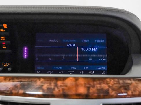 Used 2011 Mercedes-Benz S 63 AMG image 25