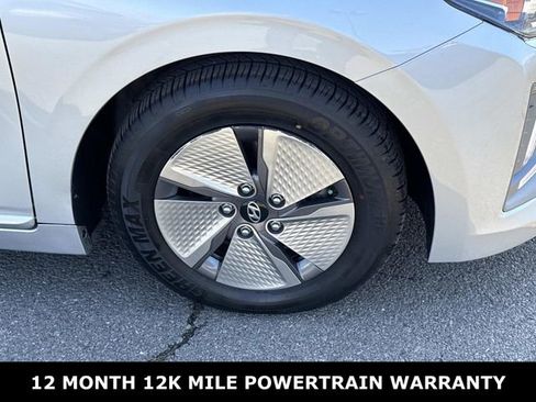 Used 2022 Hyundai Ioniq SE image 7