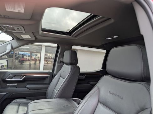 Used 2024 GMC Sierra 1500 Denali image 27