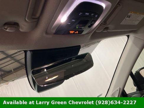 Used 2026 Toyota Corolla Cross XLE image 18