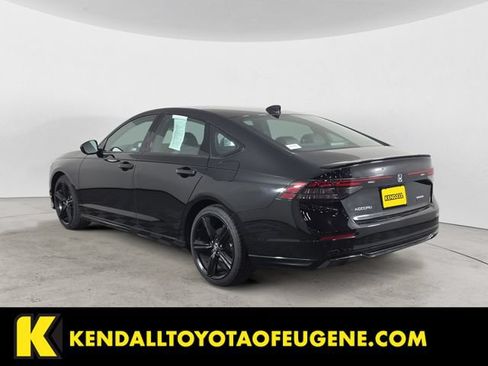 Used 2024 Honda Accord Sport image 3
