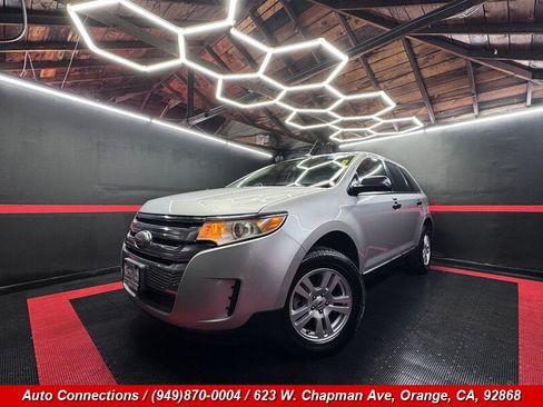 Used 2013 Ford Edge SE FWD image 2