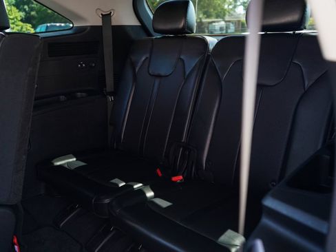 Used 2022 Kia Sorento S w/ Panoramic Sunroof Package FWD image 38