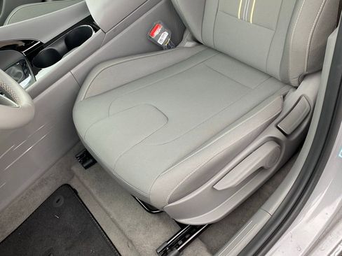 New 2026 Hyundai Elantra Sport FWD image 23