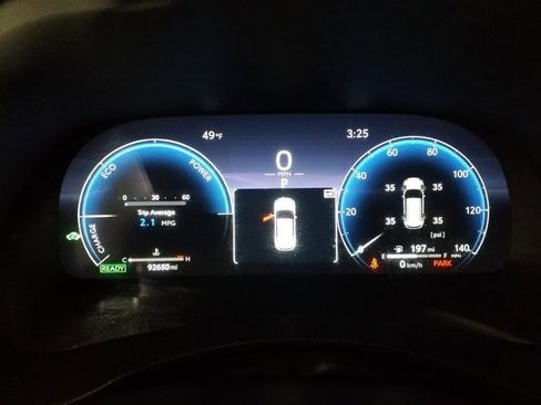 Used 2023 Toyota Highlander Limited image 10