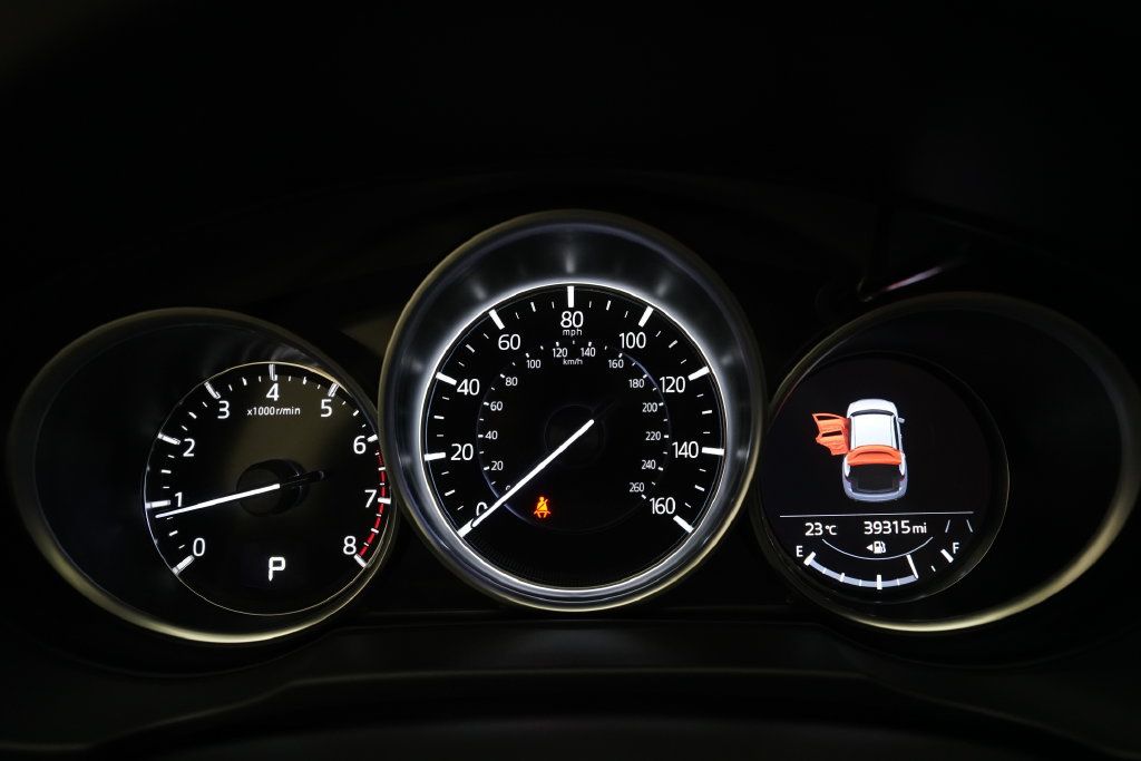 Certified 2023 MAZDA CX-5 Carbon Edition AWD/4WD image 2