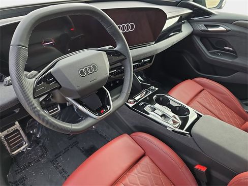 Certified 2025 Audi S6 e-tron Premium Plus w/ Premium Plus image 19