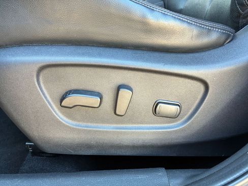 Used 2022 Nissan Rogue Sport SL w/ Premium Package image 23