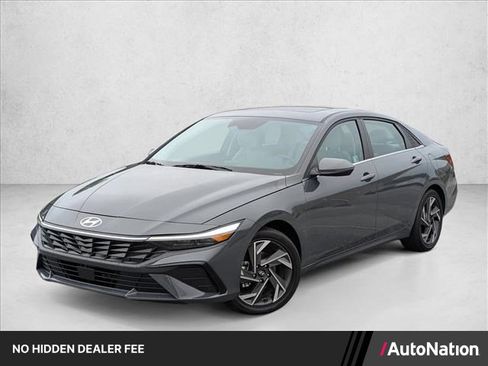 Used 2025 Hyundai Elantra Limited FWD image 1