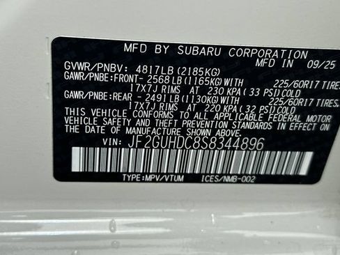 Used 2025 Subaru Crosstrek 2.5i Premium AWD/4WD image 32