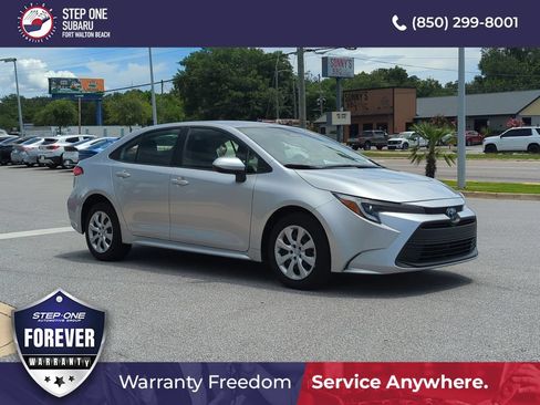 Used 2023 Toyota Corolla LE FWD image 9