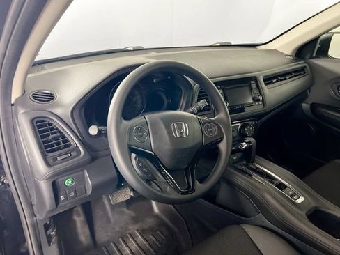 Used 2021 Honda HR-V LX image 10