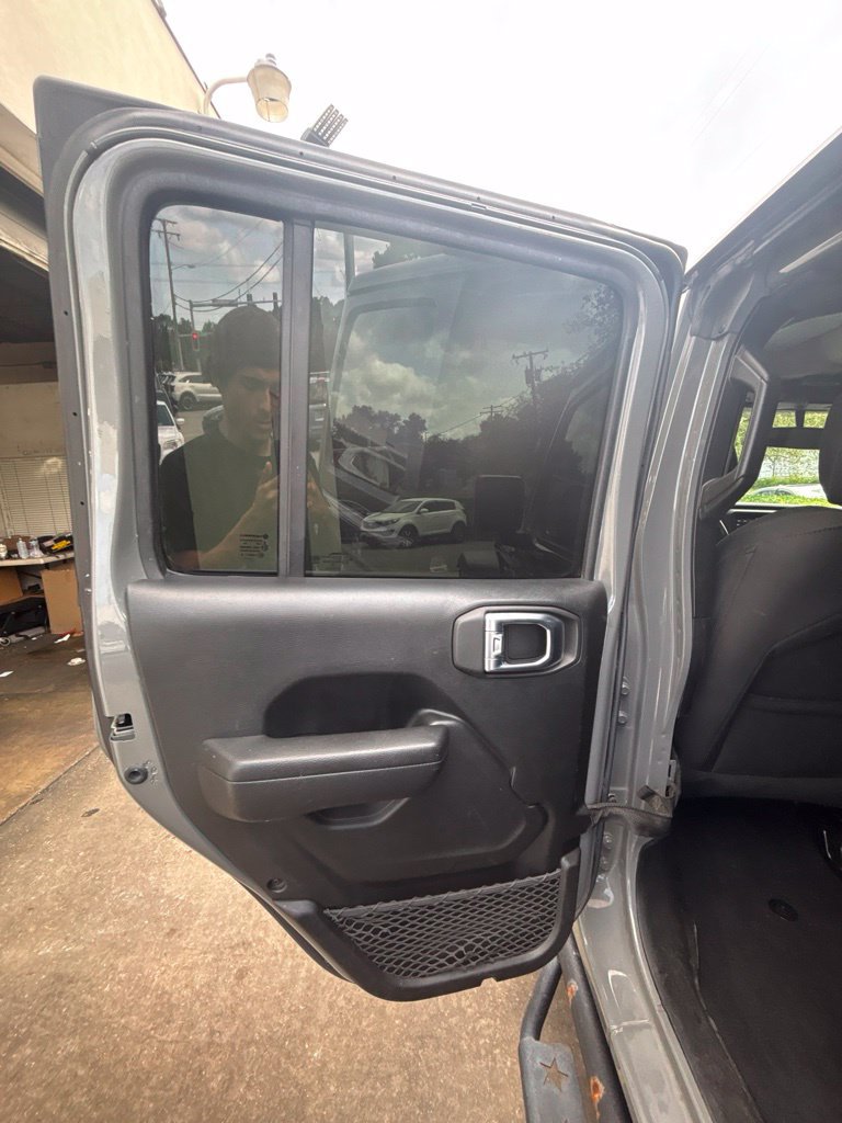 Used 2022 Jeep Wrangler Unlimited Sport AWD/4WD image 16