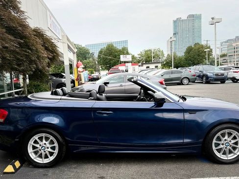 Used 2011 BMW 128i Convertible RWD image 15