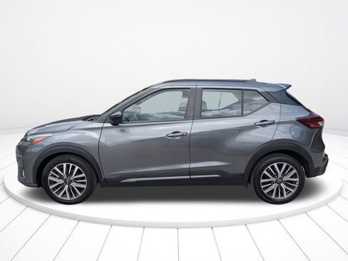 Used 2024 Nissan Kicks SR FWD image 7