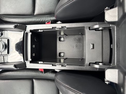 Used 2024 MAZDA MAZDA3 s image 26