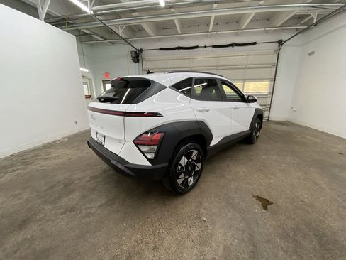 Used 2024 Hyundai Kona SEL image 6