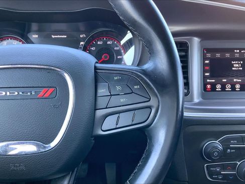 Used 2022 Dodge Charger SXT w/ Blacktop Package image 25