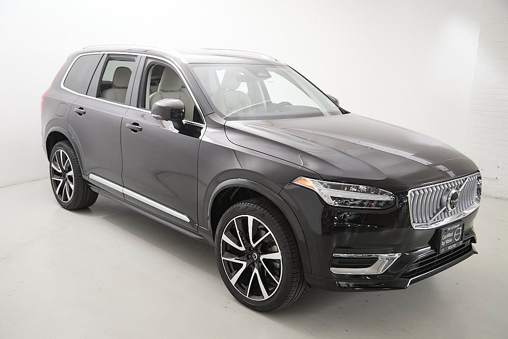 Certified 2024 Volvo XC90 B5 Plus w/ Protection Package Premier AWD/4WD image 4
