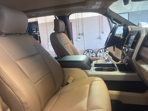 Used 2019 Ford F250 Lariat w/ Lariat Ultimate Package image 20