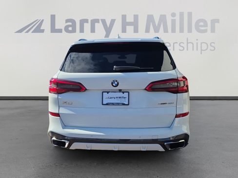 Used 2019 BMW X5 xDrive40i w/ M Sport Package image 4